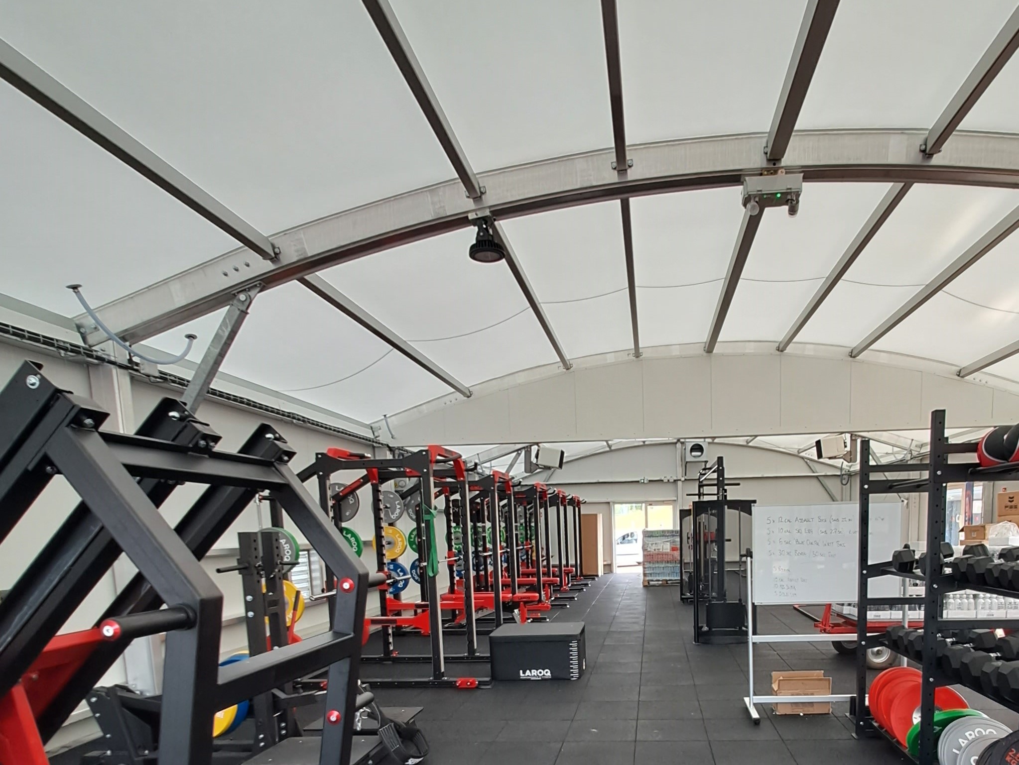 Salle de musculation - Coupe du Monde de Rugby 2023 - vue intérieure