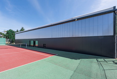 Construction of a tennis court in Pugnac